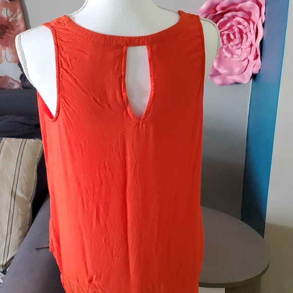 EUC Red Orange flowy tank - Picture 4 of 5